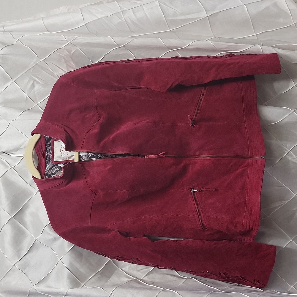 OSO Casuals Red Leather Suede Laced Up Look Down Sleeves Zipper Closure Large
